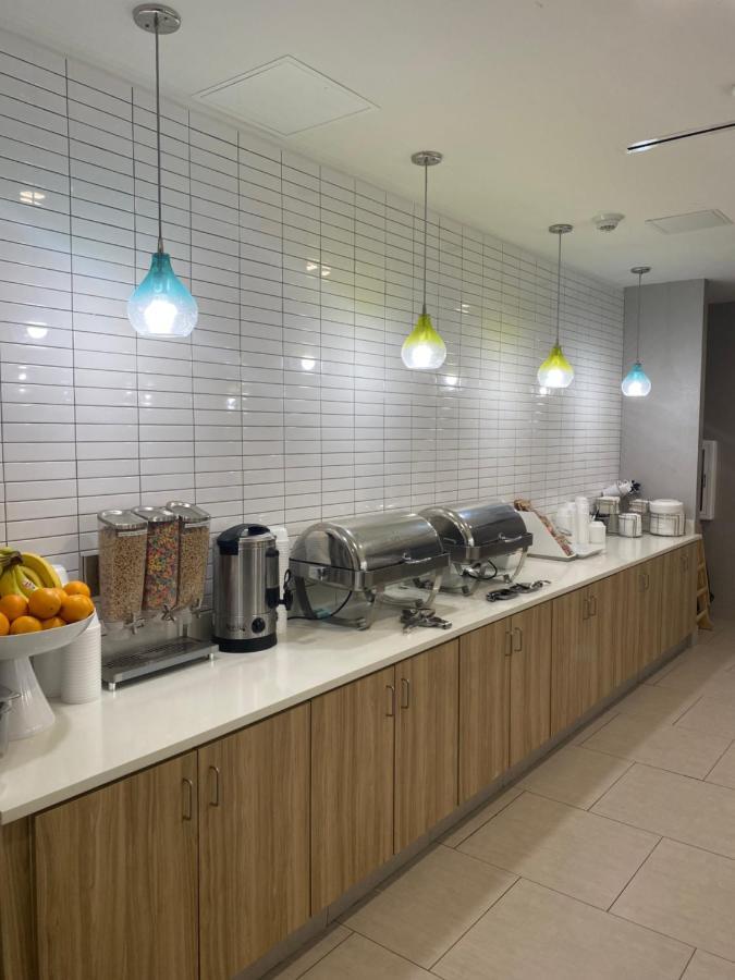 La Quinta Inn & Suites By Wyndham Lake City Eksteriør bilde