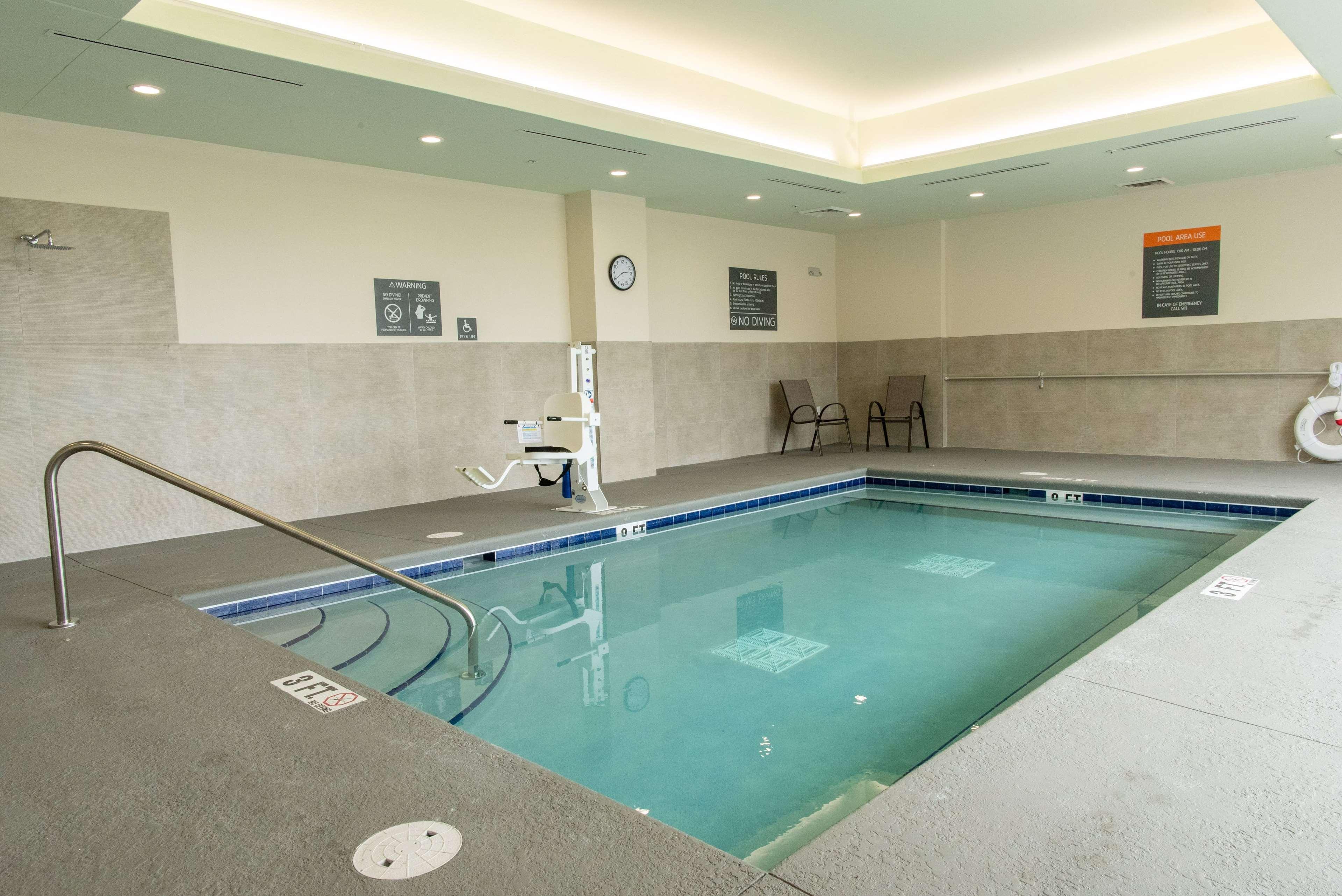 La Quinta Inn & Suites By Wyndham Lake City Eksteriør bilde